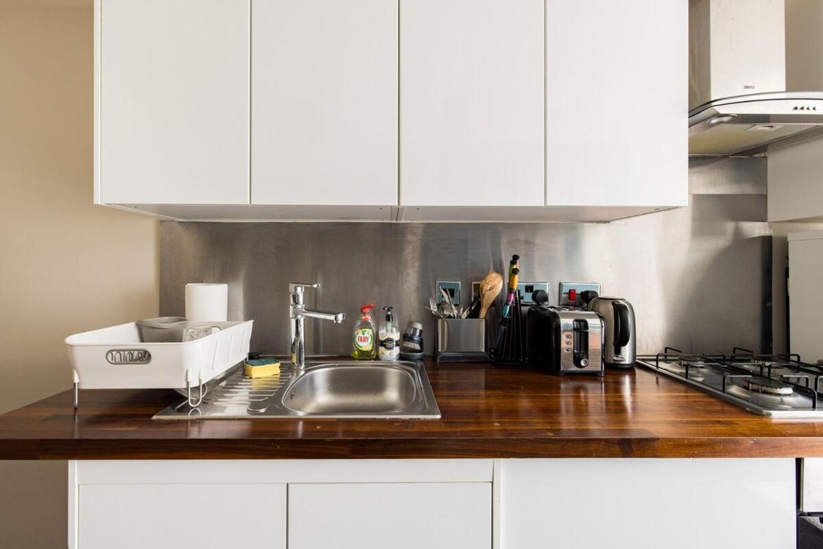 Appartamento Charming Maisonette With Workspace In Notting Hill Londra